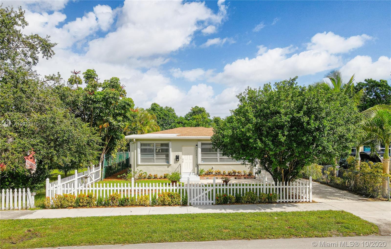 2641 Funston Street Hollywood, FL 33020 - Photo 32 of 40