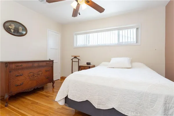 $819,900 | 18715 Valerio Street, Reseda, CA 91335