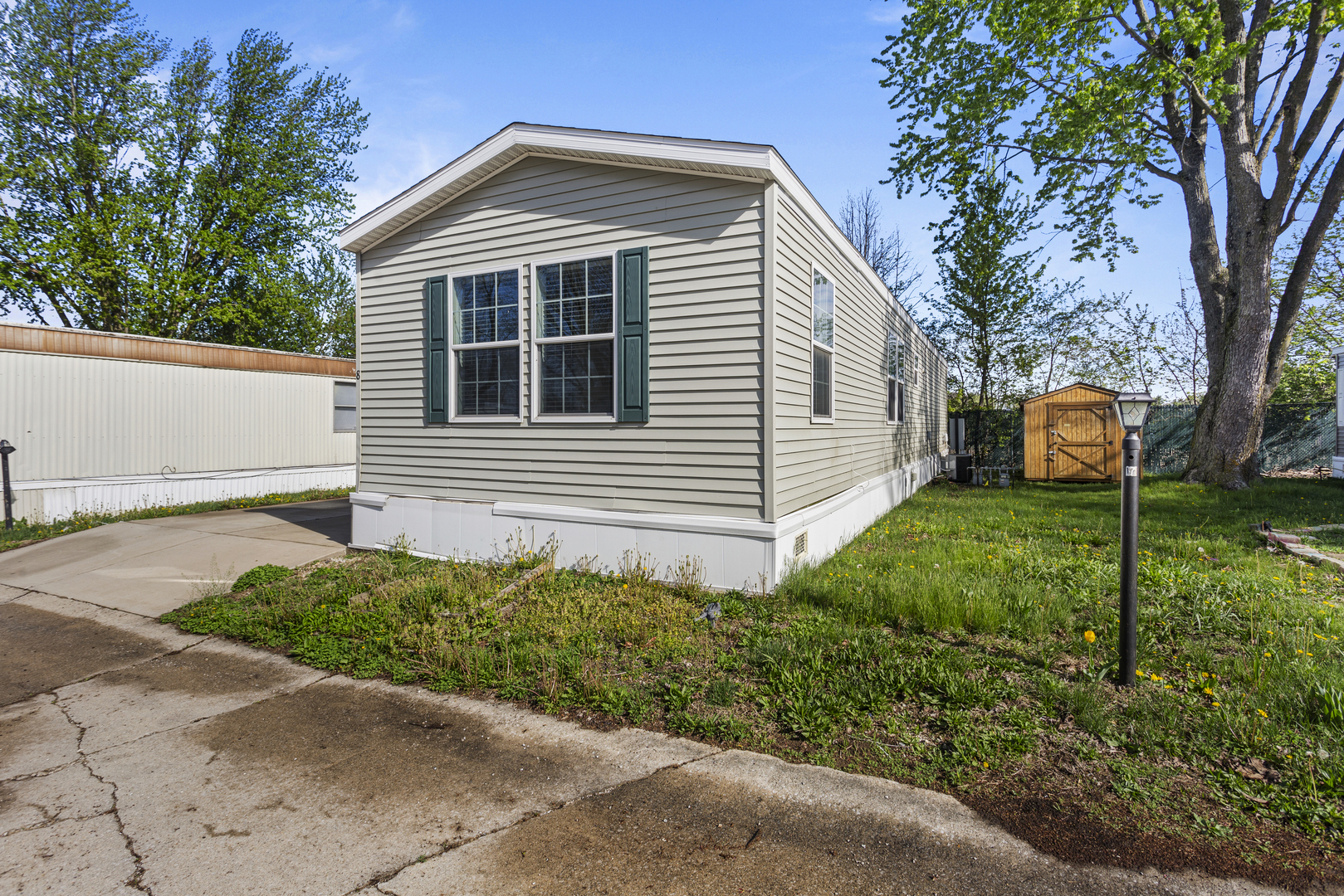 8 Fern Street Urbana, IL 61802 - Photo 3 of 18