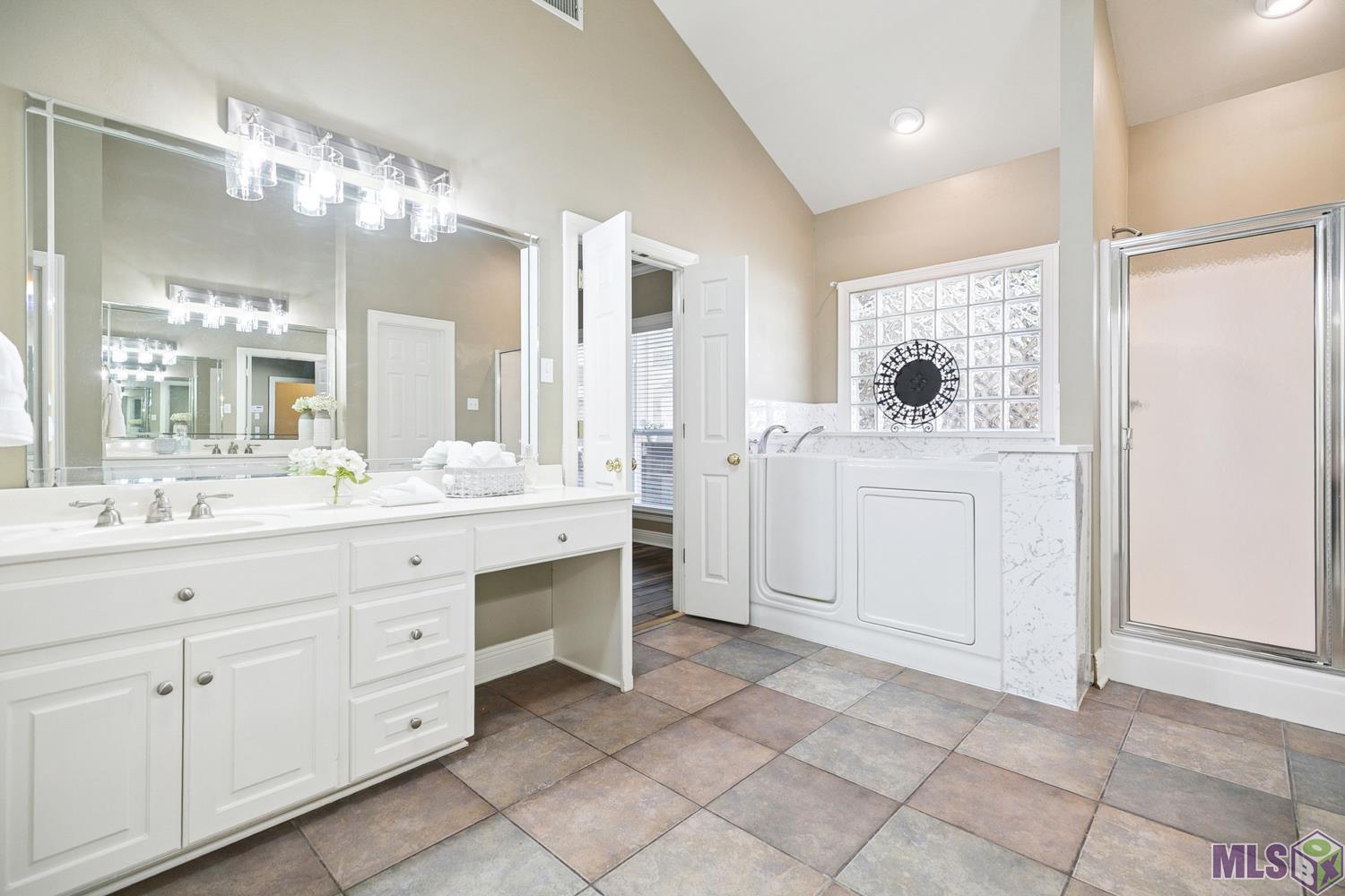 17633 Gray Moss Avenue Baton Rouge, LA 70817 - Photo 11 of 22