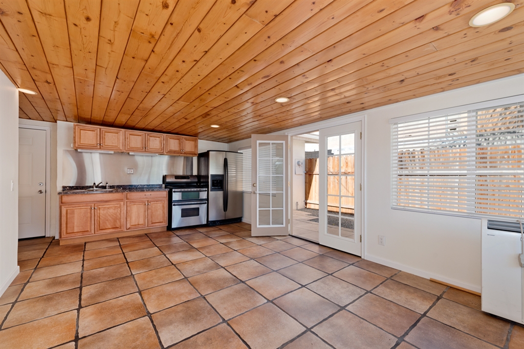 12426 Royal Road El Cajon, CA 92021 - Photo 16 of 22 Gallery Image 16