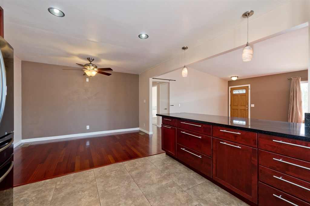 12426 Royal Road El Cajon, CA 92021 - Photo 8 of 22 Gallery Image 8