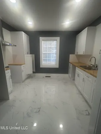 $185,000 | 404 Downing Street, Jackson, MS 39206