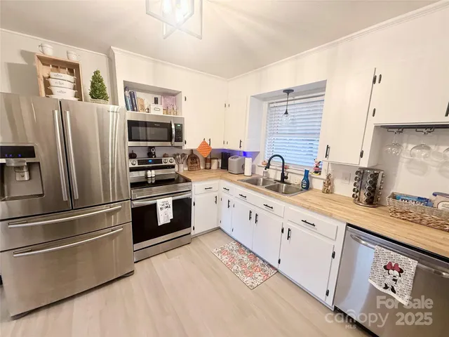 $249,900 | 527 Katherine Avenue, Kings Mountain, NC 28086