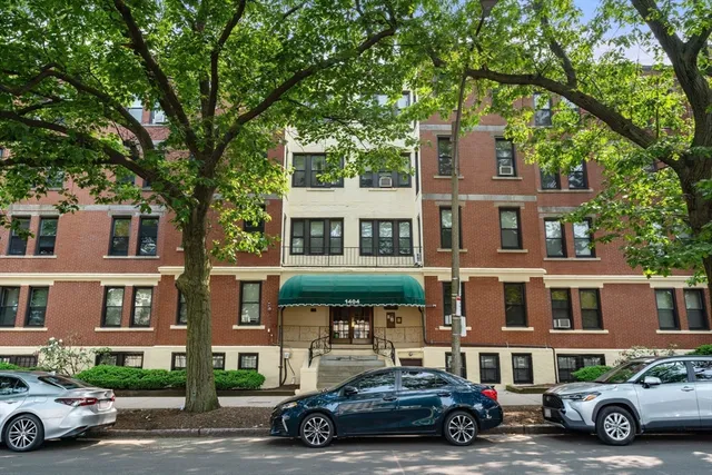 a car parked in front of a building