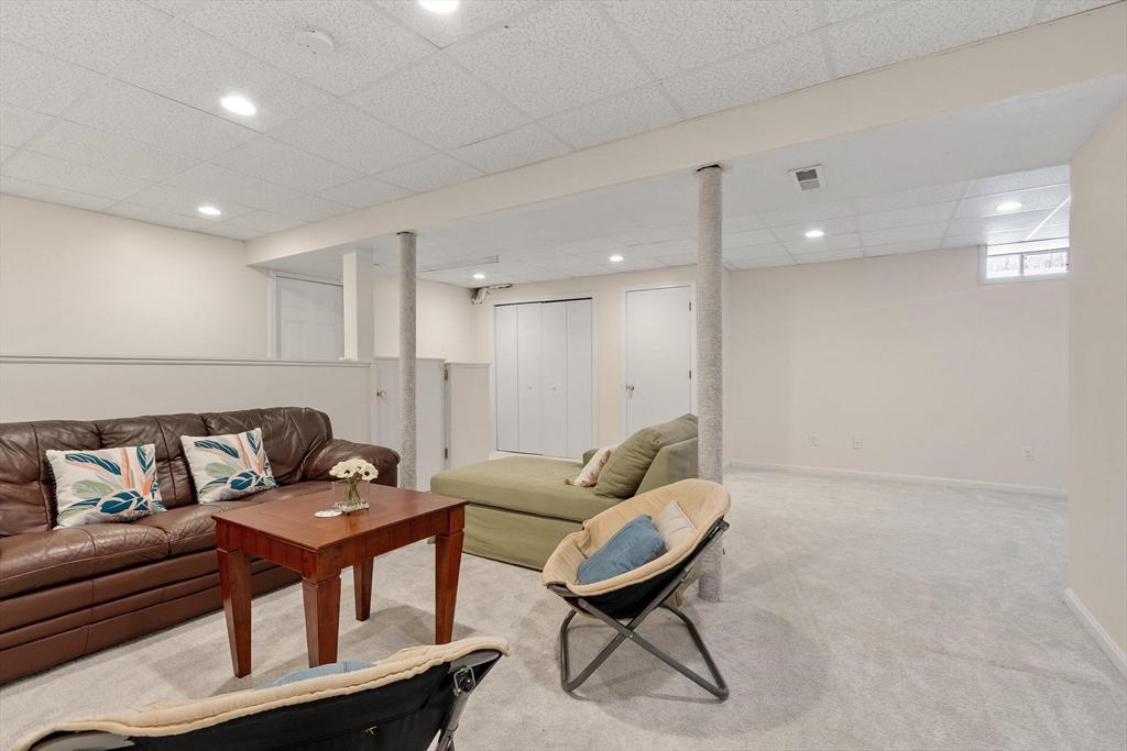 309 Reservoir Road Lunenburg, MA 01462 - Photo 39 of 42 Gallery Image 39