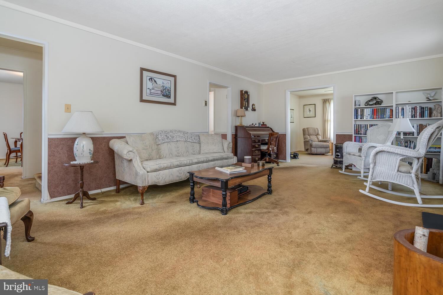45 Turf Road Levittown, PA 19056 - Photo 3 of 22