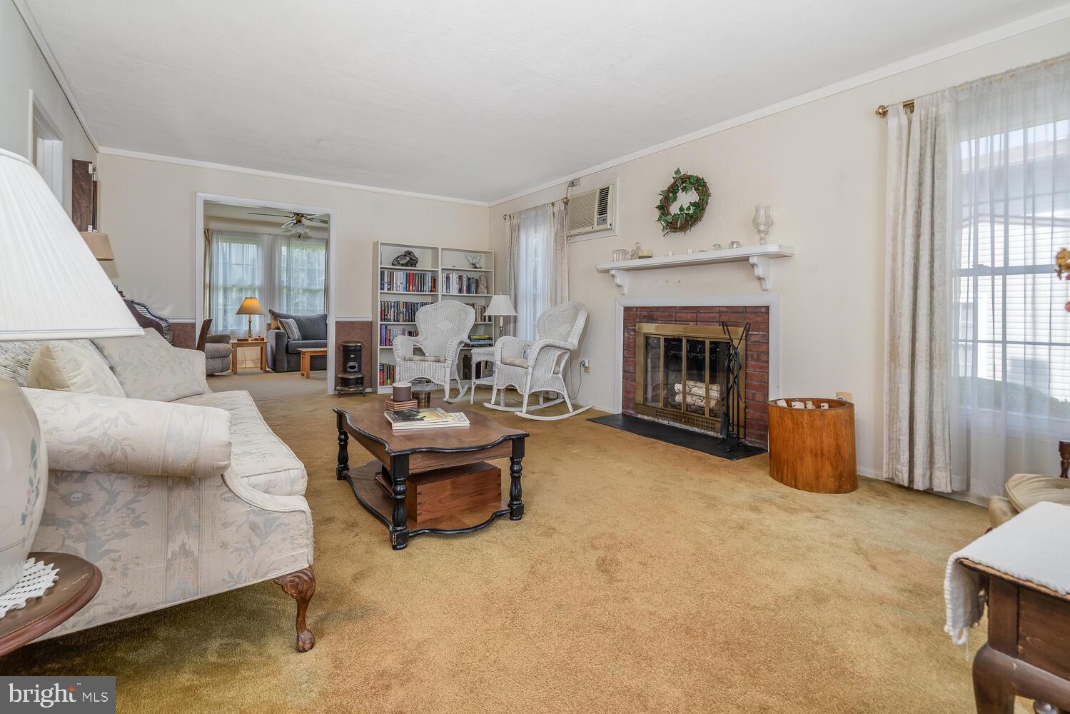 45 Turf Road Levittown, PA 19056 - Photo 4 of 22