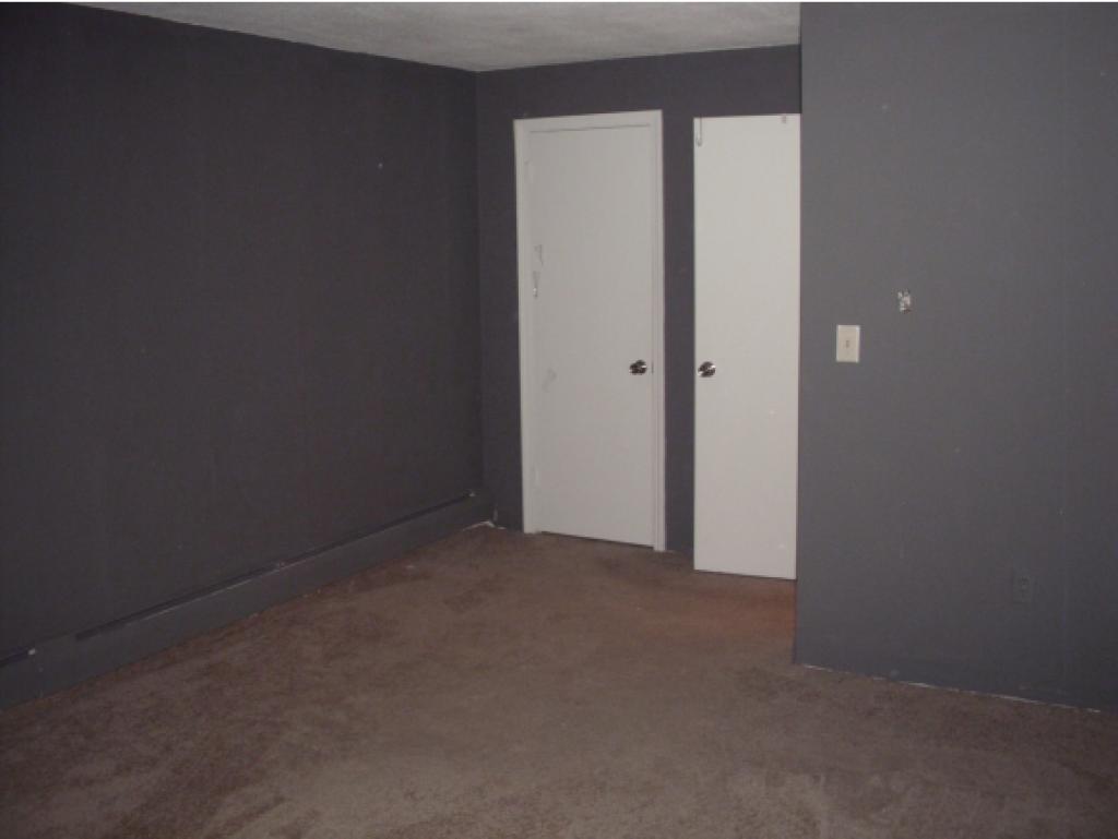 111 English Village Road, Unit 303 Manchester, NH 03102 - Photo 9 of 14