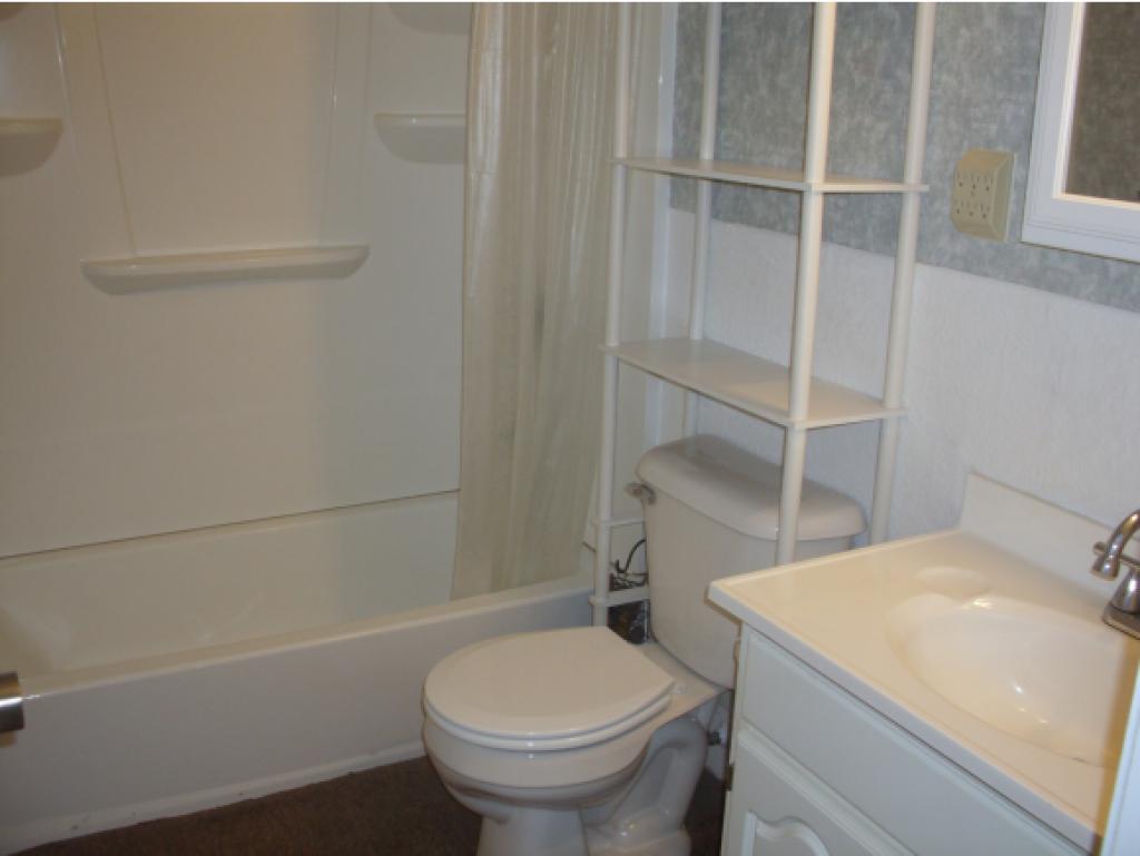 111 English Village Road, Unit 303 Manchester, NH 03102 - Photo 10 of 14