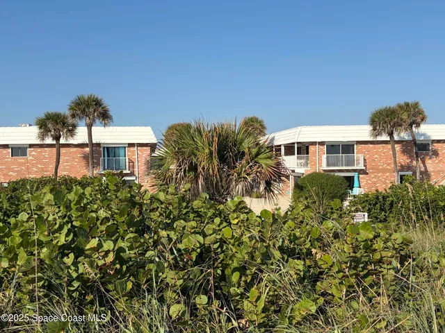 $2,150 | 5000 Ocean Beach Boulevard, Unit D2, Cocoa Beach, FL 32931