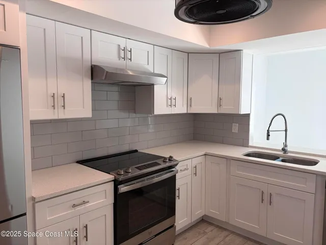 $2,150 | 5000 Ocean Beach Boulevard, Unit D2, Cocoa Beach, FL 32931