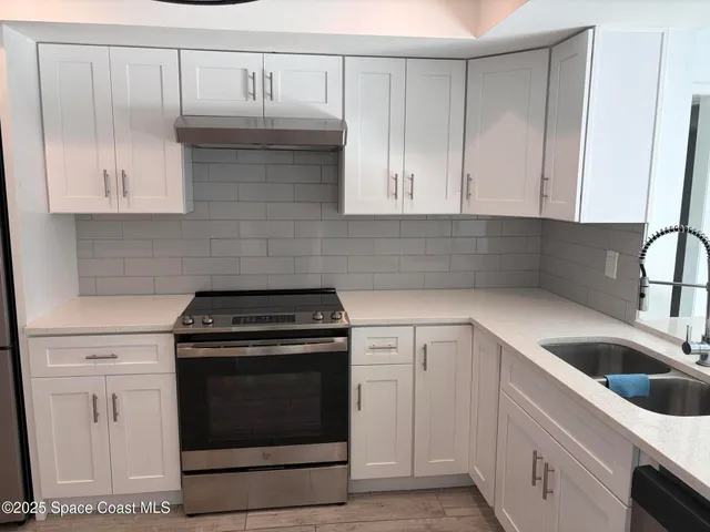 $2,150 | 5000 Ocean Beach Boulevard, Unit D2, Cocoa Beach, FL 32931