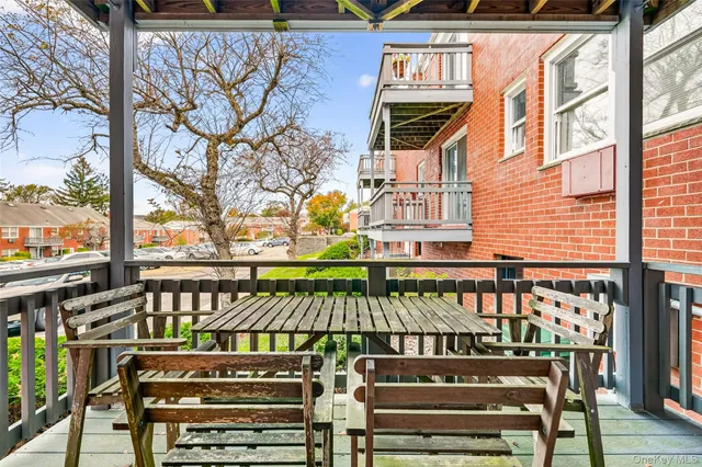 $149,000 | 4 Danbury Court, Unit 1306, Suffern, NY 10901