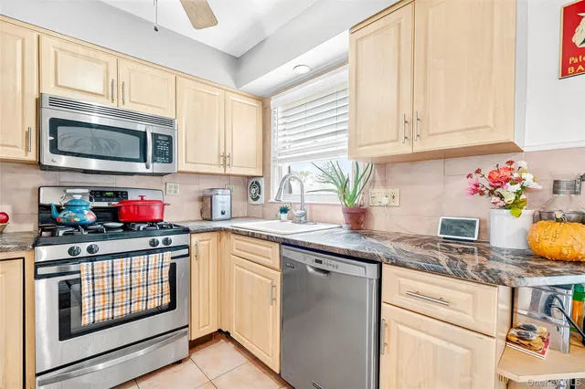 $149,000 | 4 Danbury Court, Unit 1306, Suffern, NY 10901