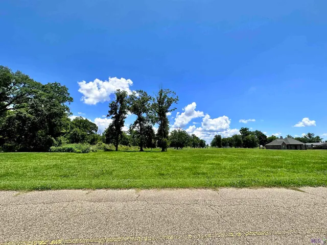 $268,900 | 3224 Stanford Levy Road, Darrow, LA 70725