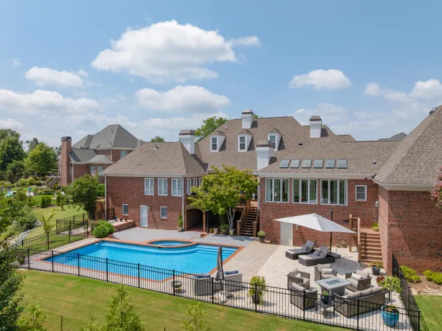 $1,600,000 | 1934 Aviara Drive, Chattanooga, TN 37421