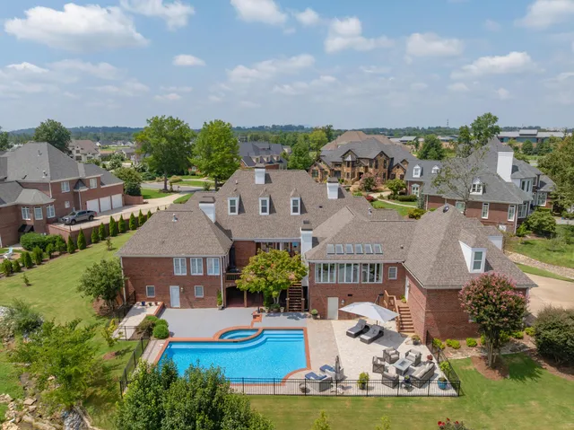 $1,600,000 | 1934 Aviara Drive, Chattanooga, TN 37421