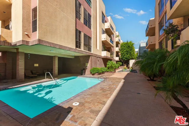 $1,185,000 | 235 South Tower Drive, Unit 305, Beverly Hills, CA 90211