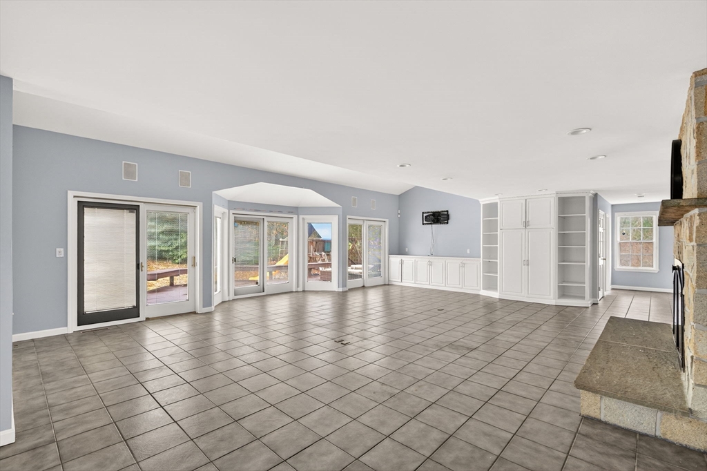 84 White Birch Way Barnstable, MA 02668 - Photo 12 of 42