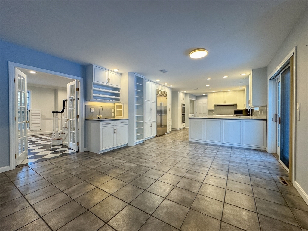 84 White Birch Way Barnstable, MA 02668 - Photo 9 of 42