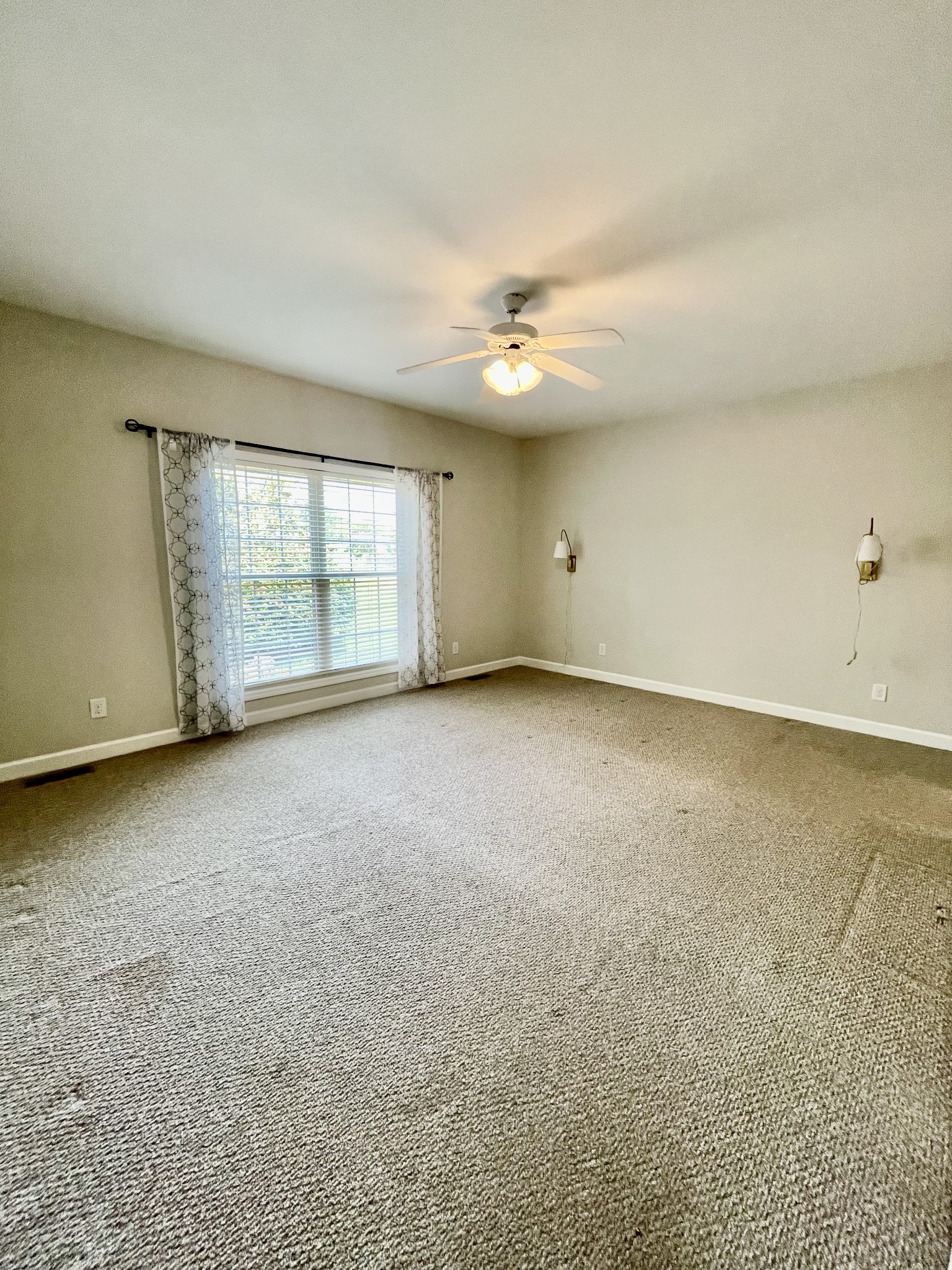 40 Harding Road Leoma, TN 38468 - Photo 20 of 35 an empty room with a empty space and windows