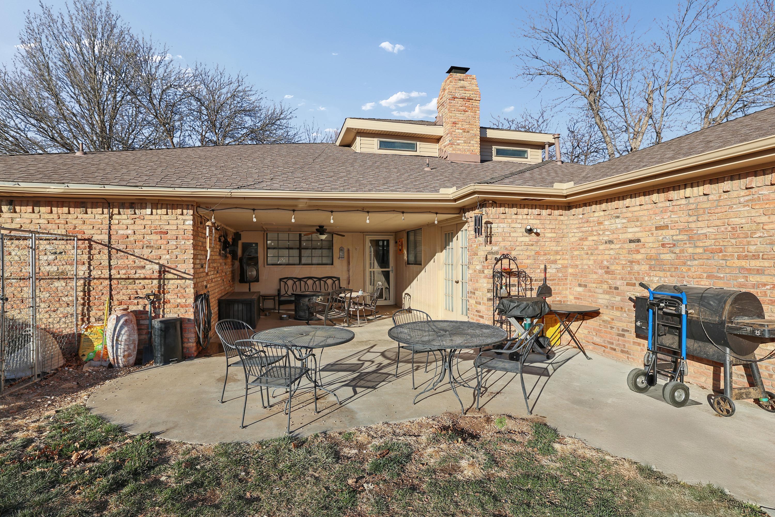 7609 Poppin Lane Amarillo, TX 79121 - Photo 13 of 34 36-Back Patio