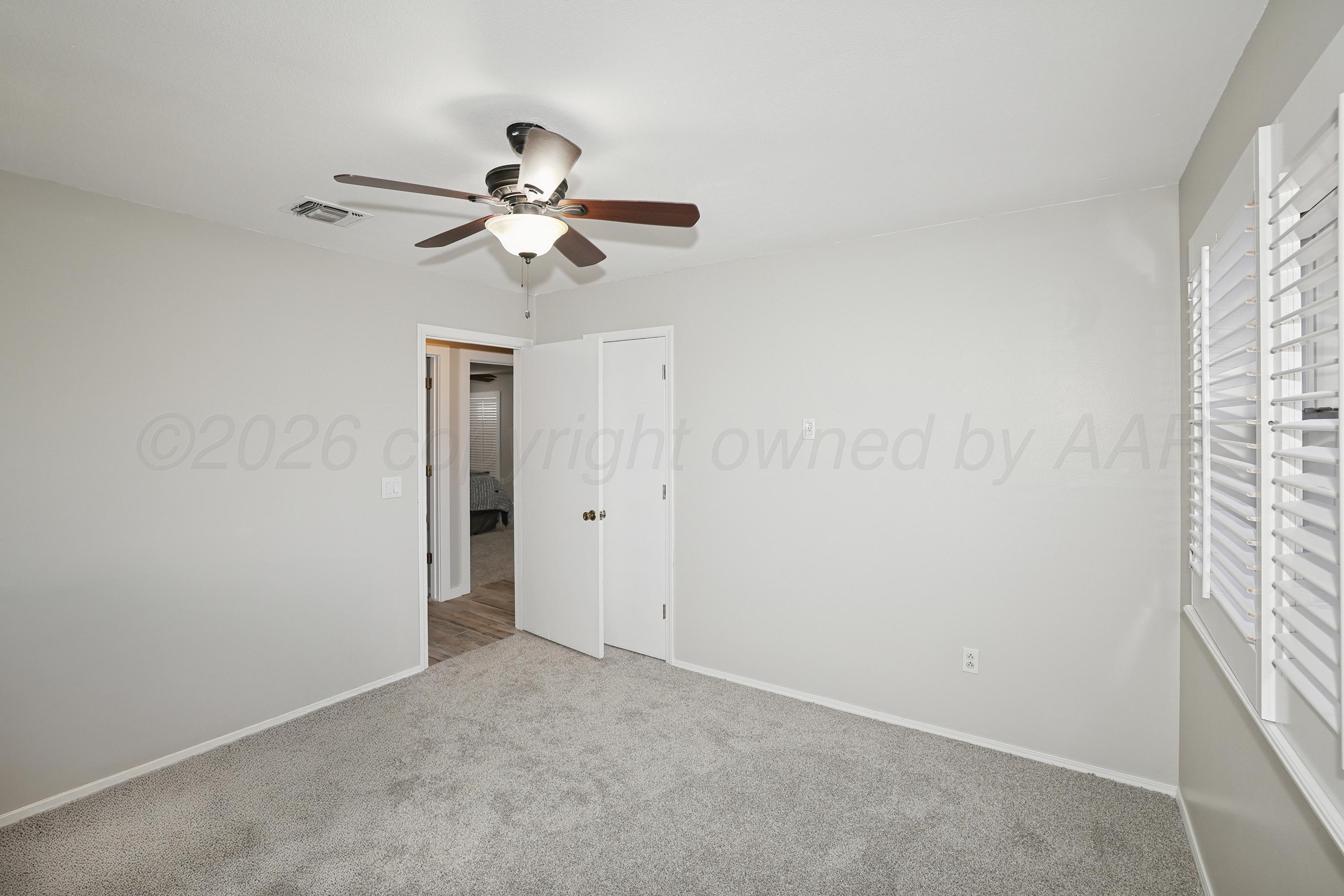 7609 Poppin Lane Amarillo, TX 79121 - Photo 18 of 34 26-2nd Bedroom