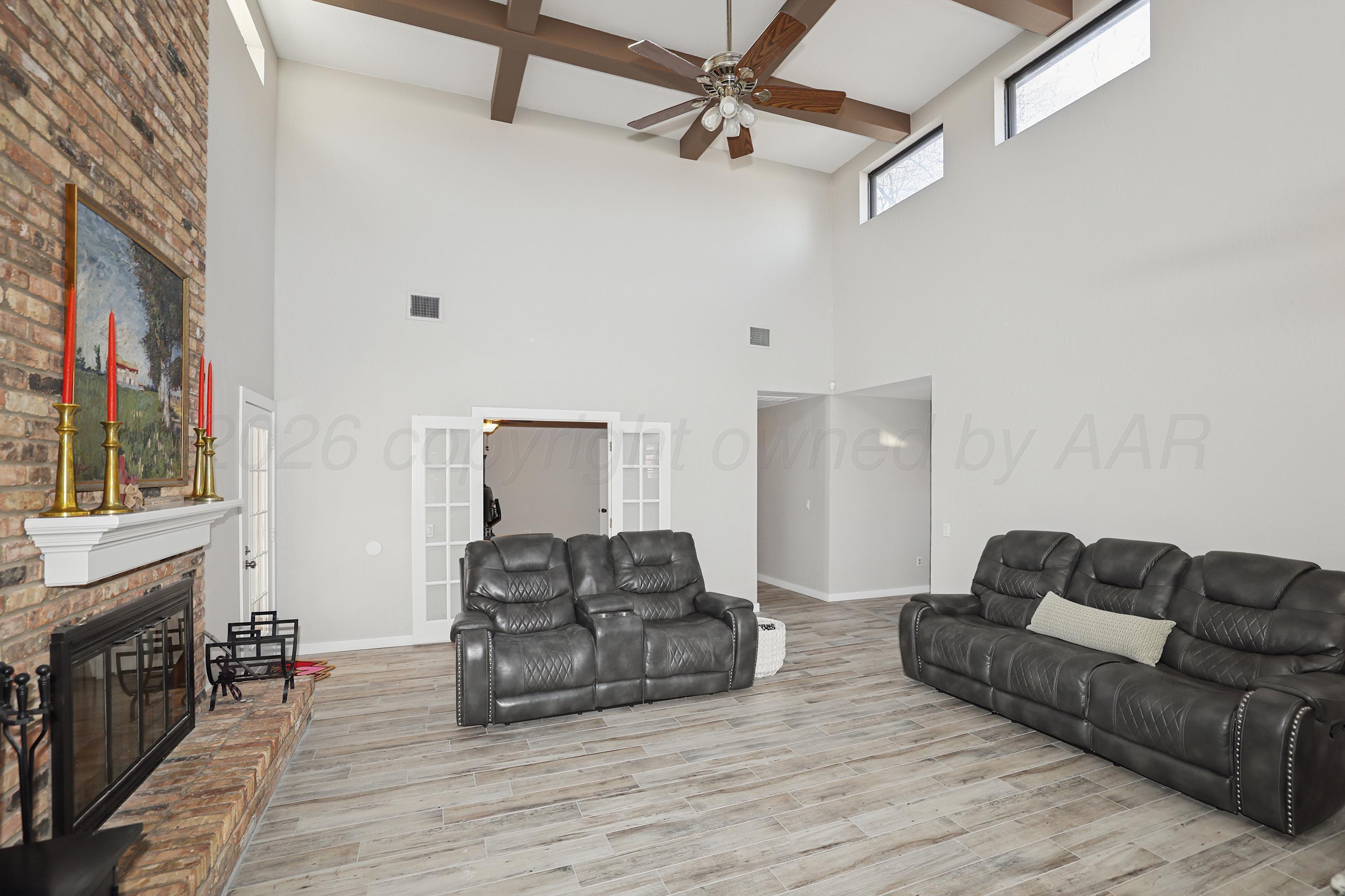 7609 Poppin Lane Amarillo, TX 79121 - Photo 30 of 34 10-Living Area