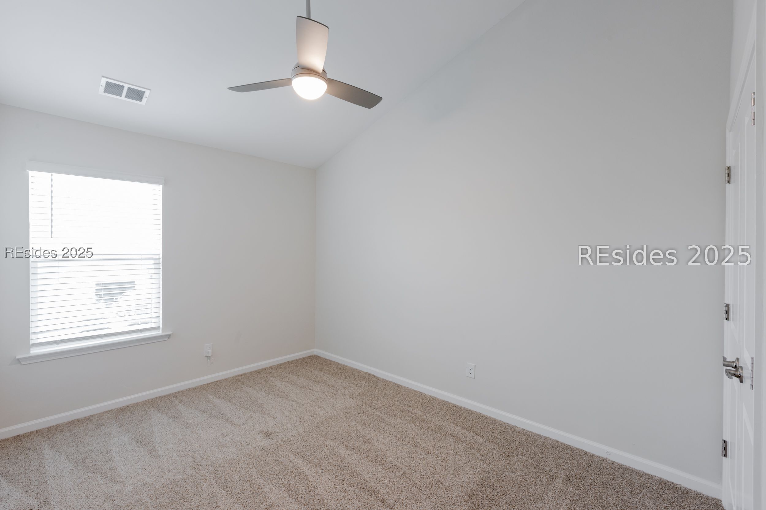 68 Slater Street Bluffton, SC 29909 - Photo 17 of 31 Guest Room