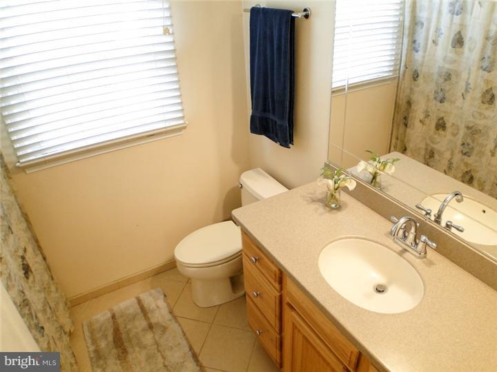 110 Penn Oak Road Flourtown, PA 19031 - Photo 12 of 15 Bathroom