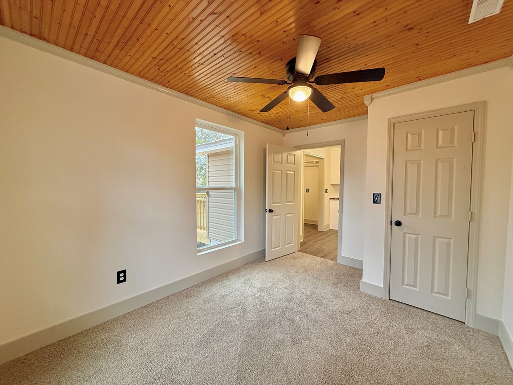 108 East High Avenue Geneva, AL 36340 - Photo 7 of 33