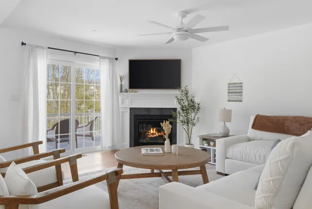 $549,000 | 25 Forestedge Way, Unit 25, Manchester, NH 03102