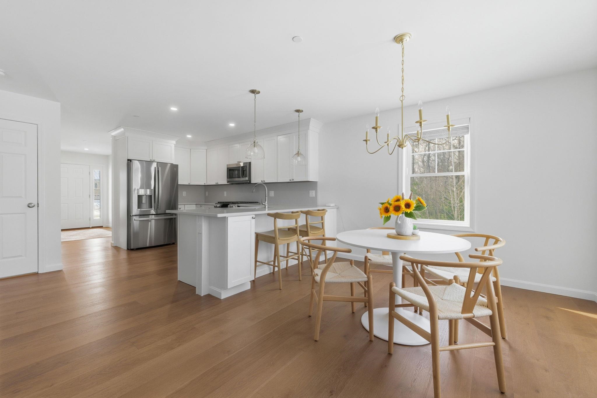 25 Forestedge Way, Unit 25 Manchester, NH 03102 - Photo 7 of 31