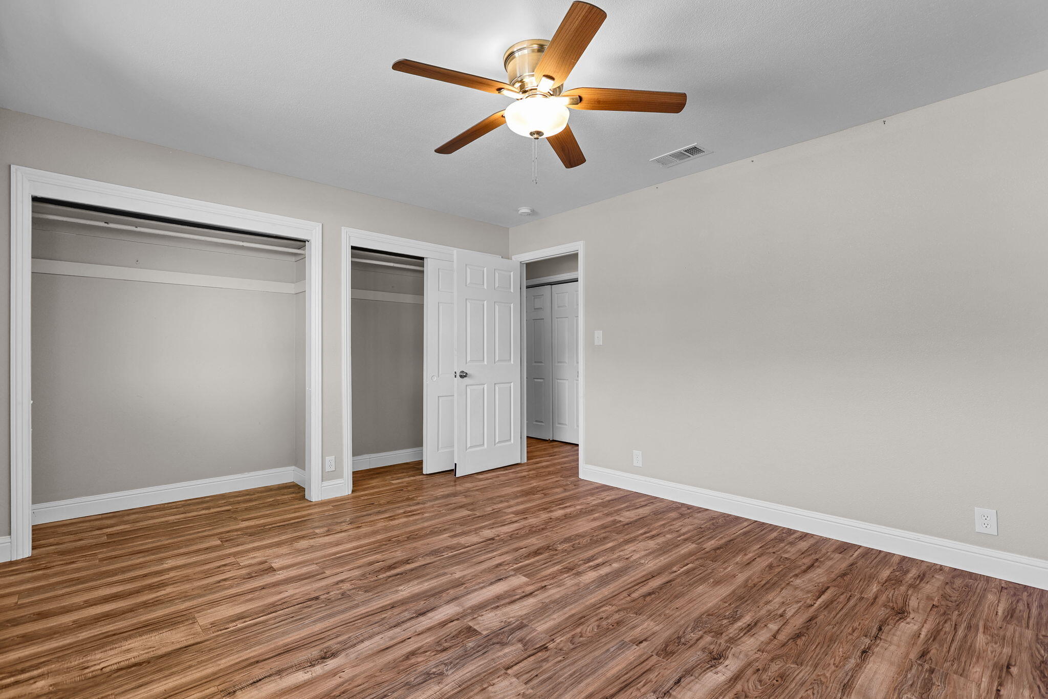 9027 Silver Bridge Road Palo Cedro, CA 96073 - Photo 41 of 104 Guest bedroom