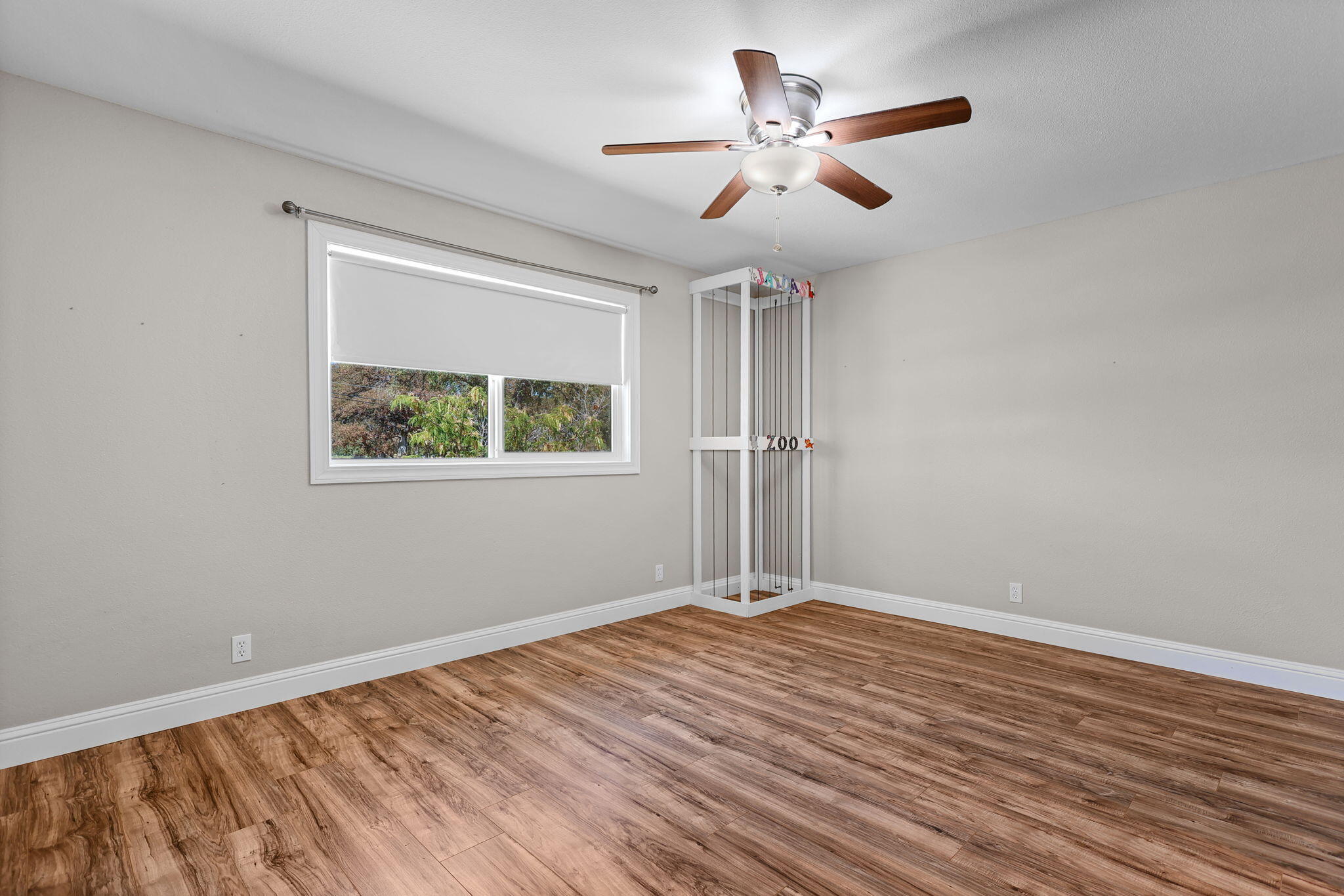 9027 Silver Bridge Road Palo Cedro, CA 96073 - Photo 44 of 104 Guest bedroom 3