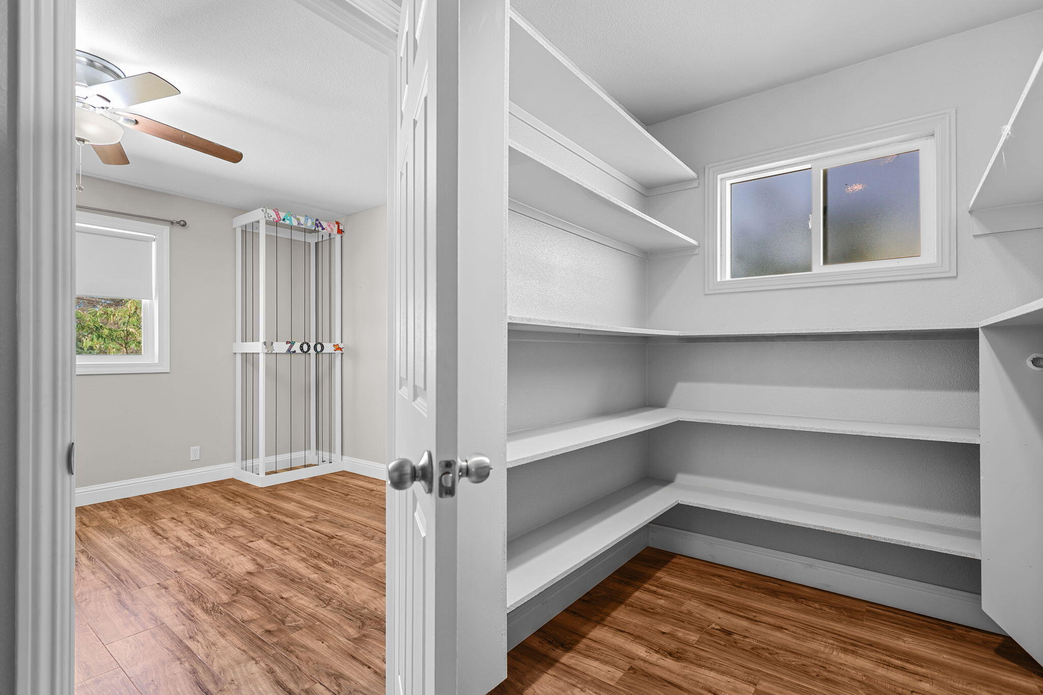 9027 Silver Bridge Road Palo Cedro, CA 96073 - Photo 45 of 104 Guest 3 walk in bedroom 3