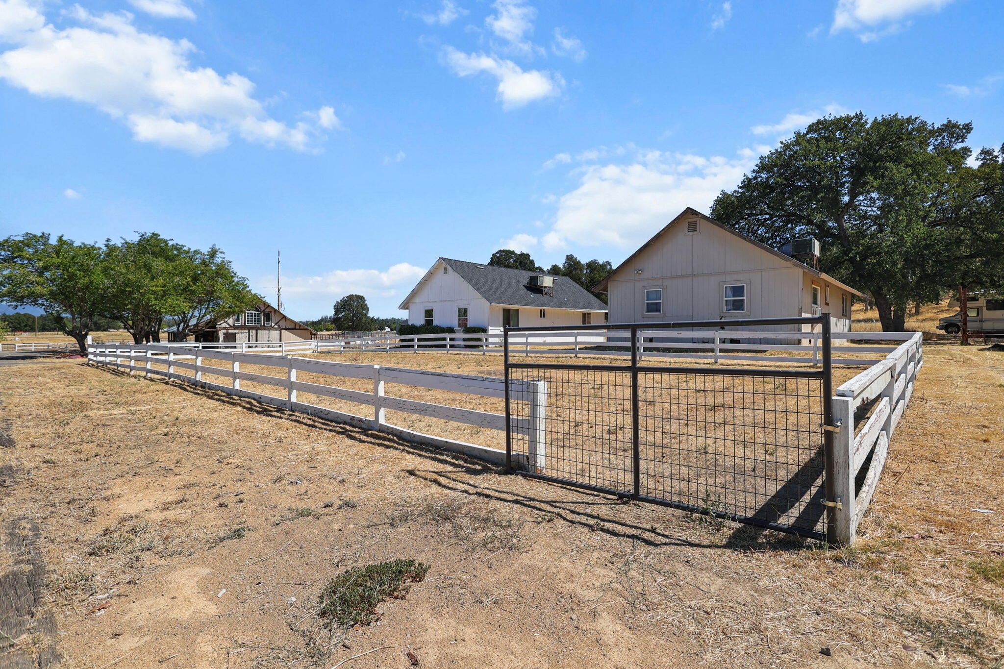 9027 Silver Bridge Road Palo Cedro, CA 96073 - Photo 95 of 104 Arena