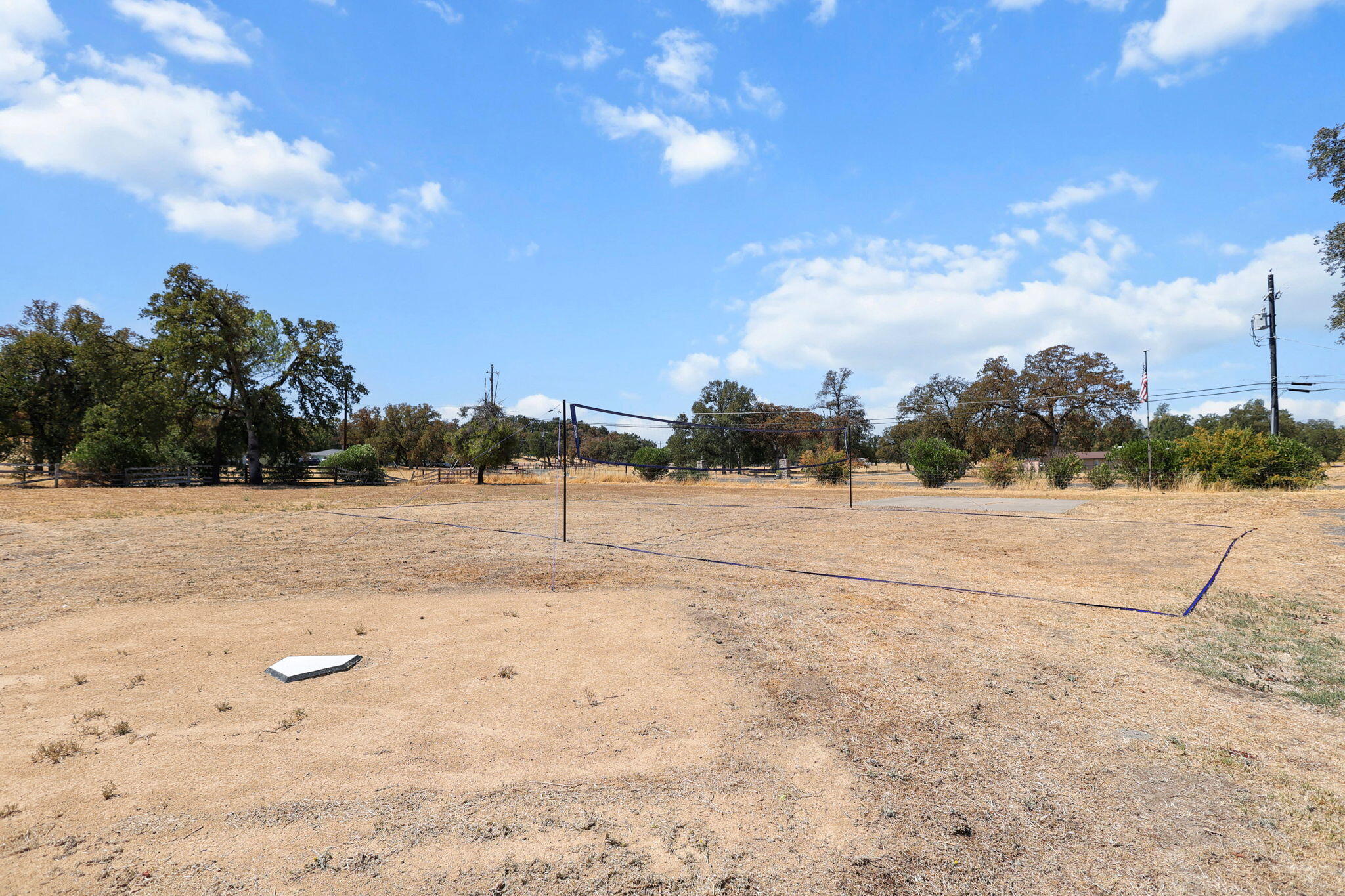 9027 Silver Bridge Road Palo Cedro, CA 96073 - Photo 100 of 104 Volleyball court