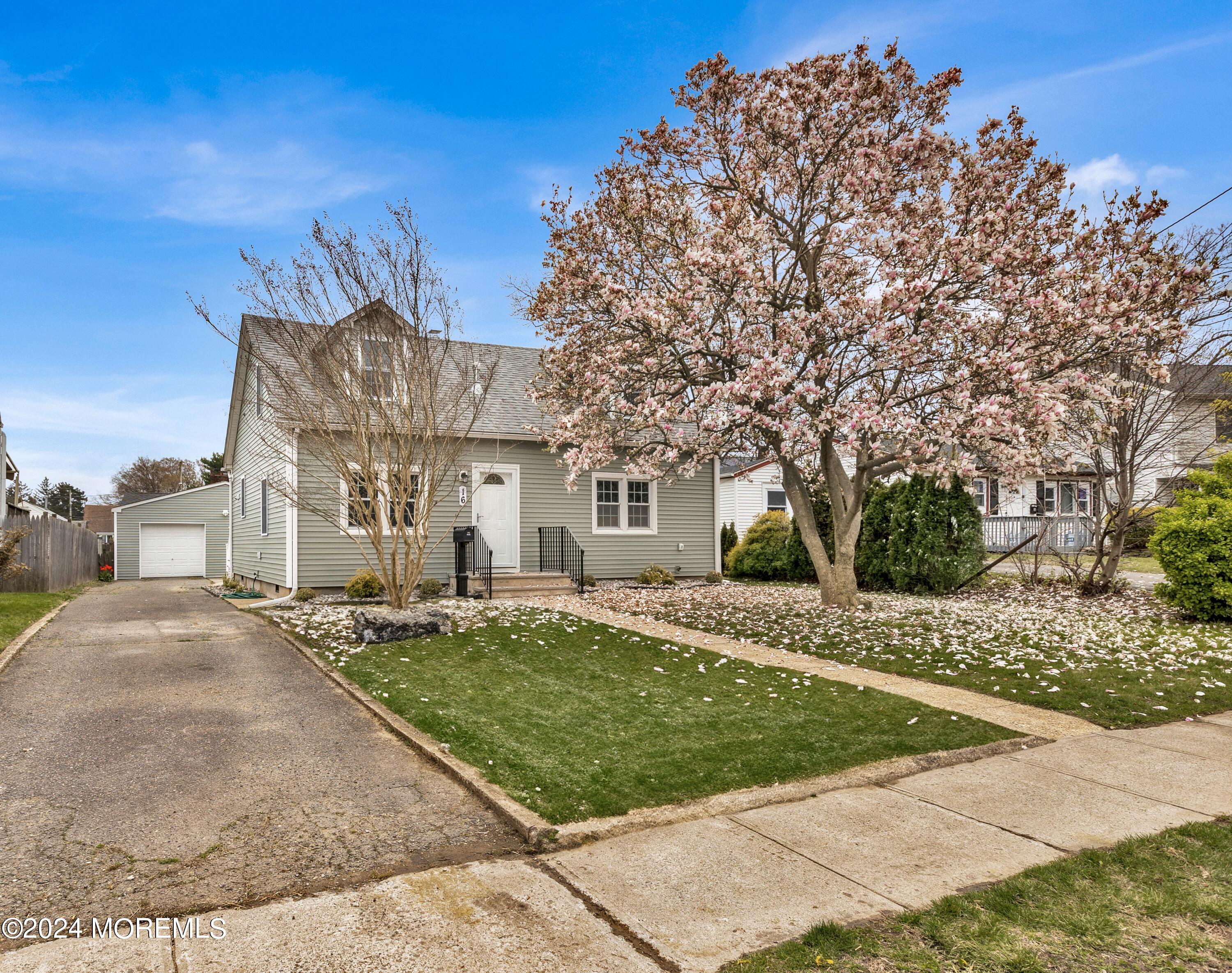 16 Maple Place Keyport, NJ 07735 - Photo 1 of 24 7K8A7808 (1) (1)