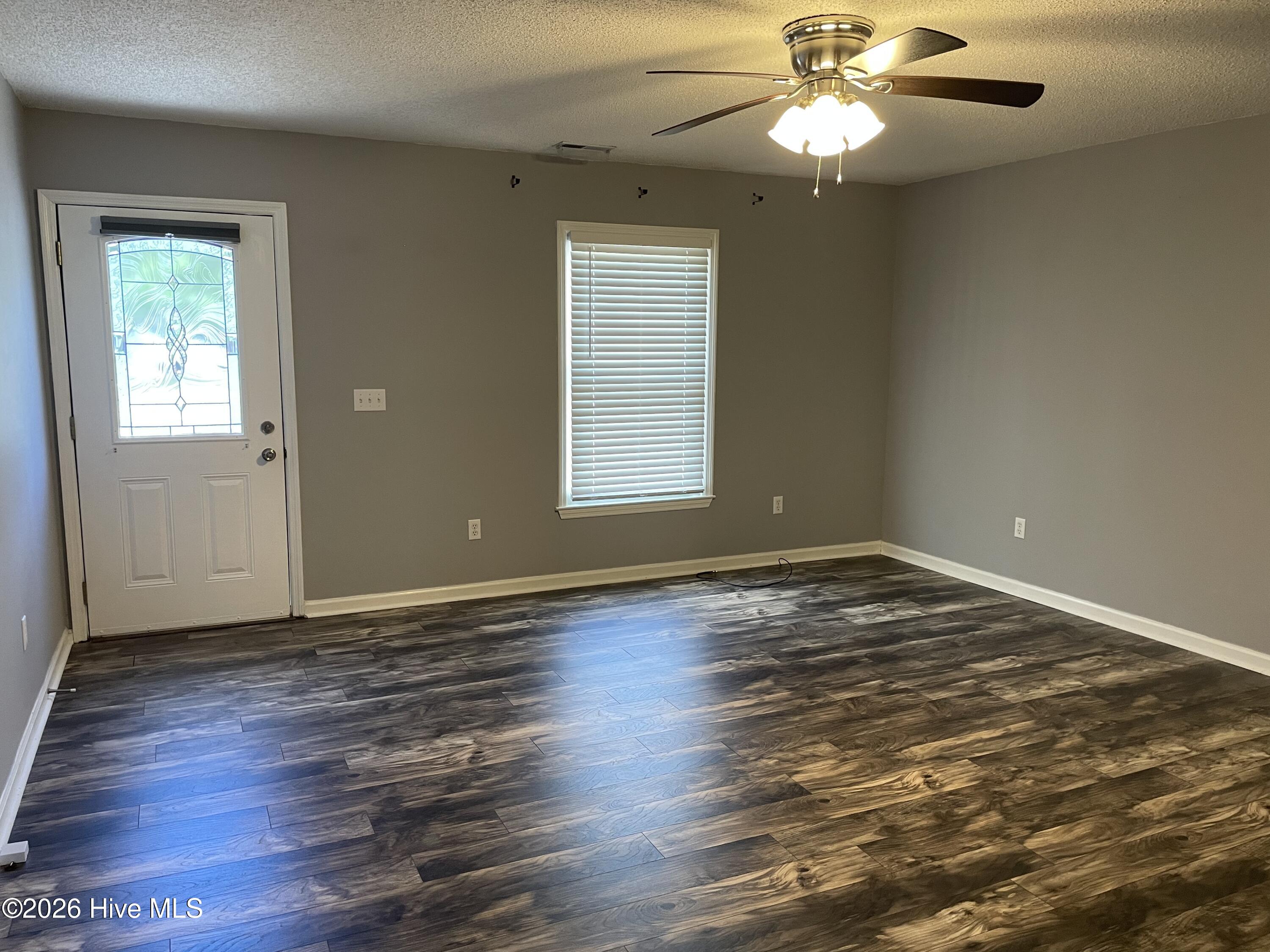 1136 Longleaf Road Southport, NC 28461 - Photo 6 of 43 L1136.6