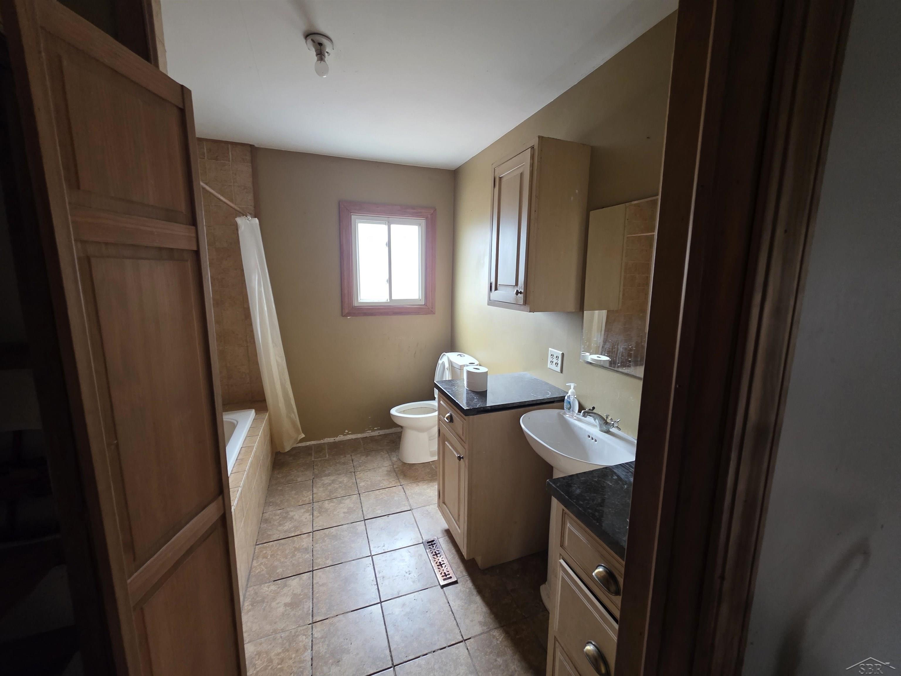 2418 Wetters Road Kawkawlin, MI 48631 - Photo 18 of 29