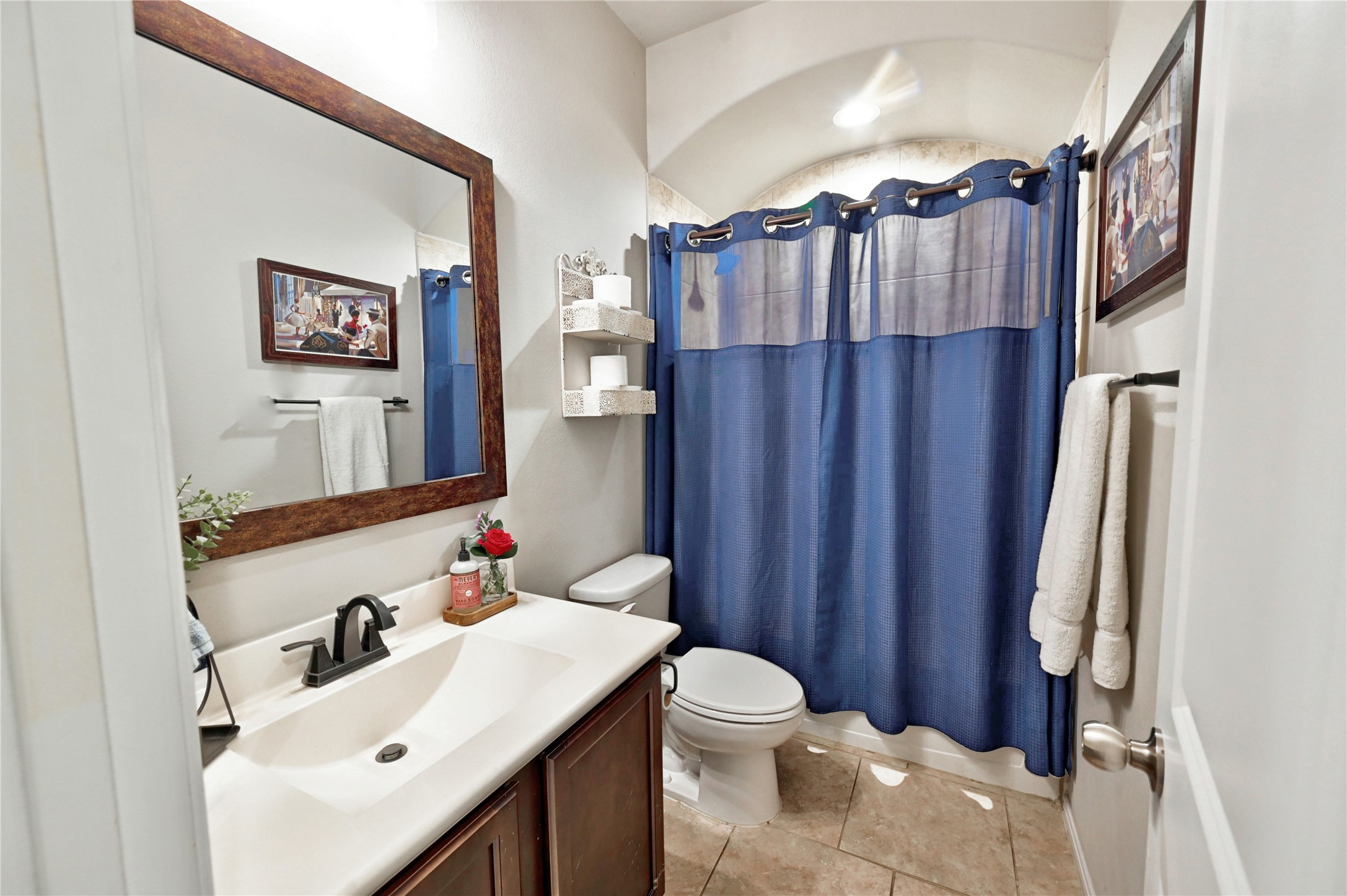 23118 Southern Brk Trail Spring, TX 77389 - Photo 38 of 50 This is the secondary full bath with vanity.