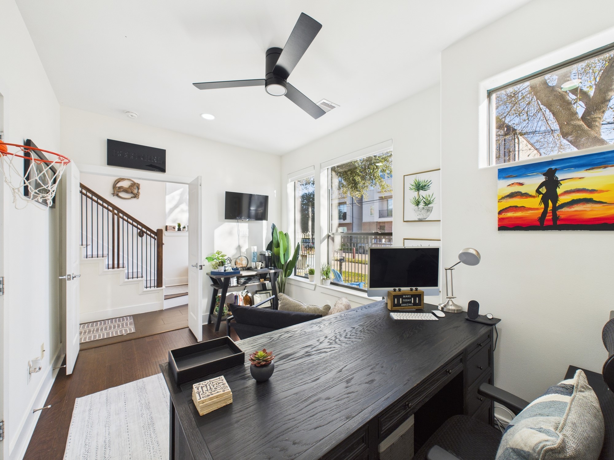 1404 Spring Street, Unit A Houston, TX 77007 - Photo 8 of 47 Currently setup as an office but can be changed to a third bedroom