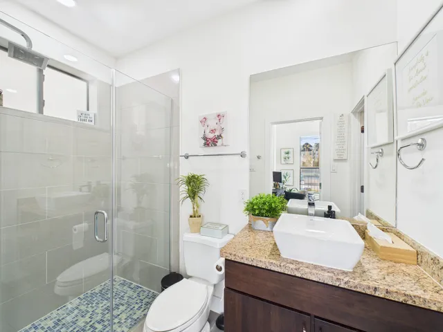 $4,500 | 1404 Spring Street, Unit A, Houston, TX 77007