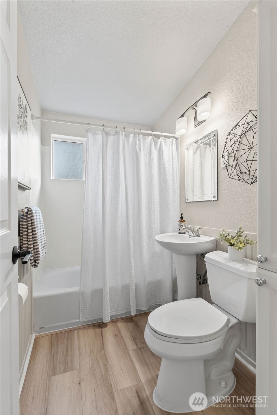 8414 John Dower Road Southwest, Unit 3 Lakewood, WA 98499 - Photo 14 of 18 Gallery Image 14