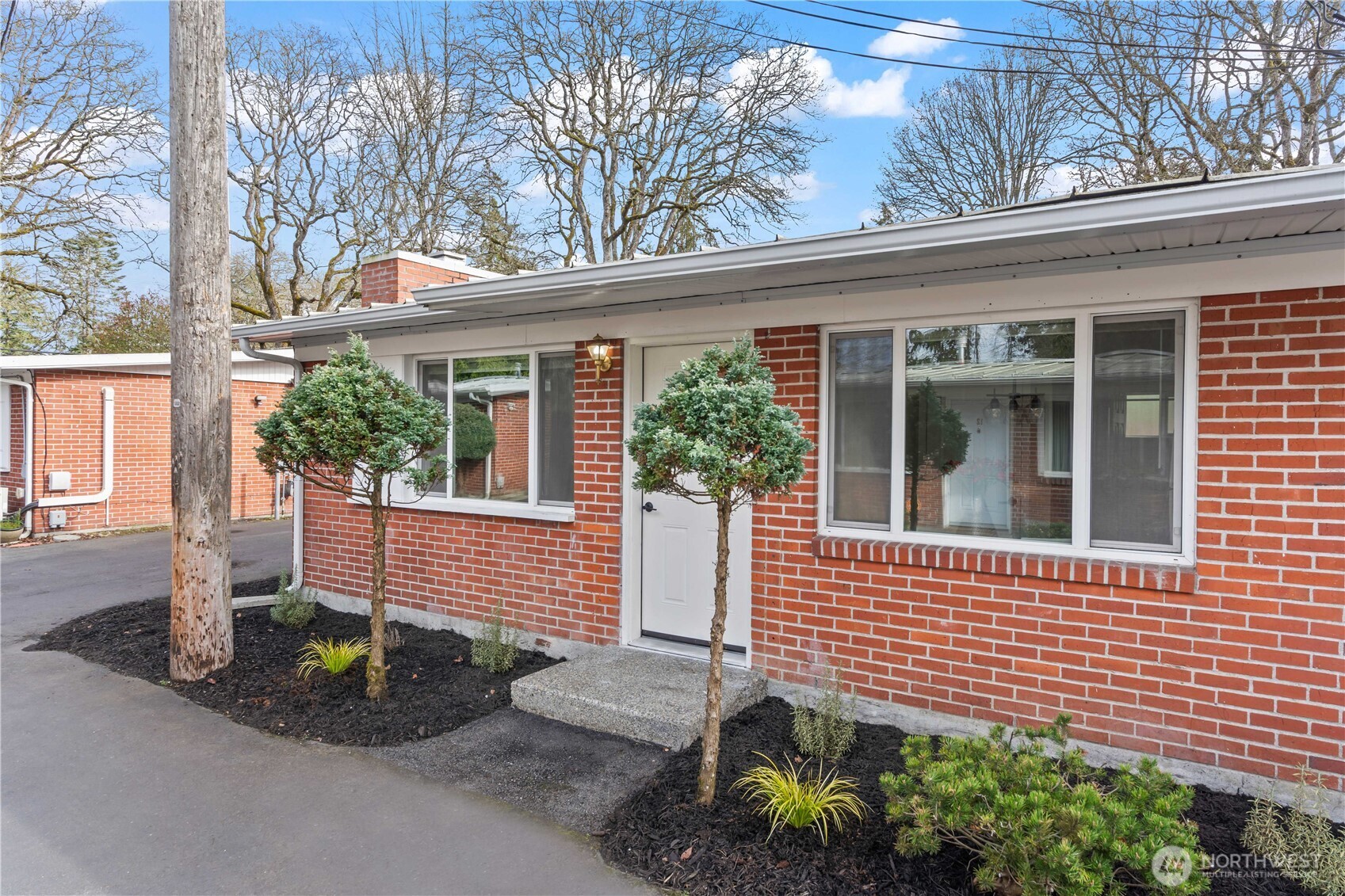8414 John Dower Road Southwest, Unit 3 Lakewood, WA 98499 - Photo 2 of 18 Gallery Image 2