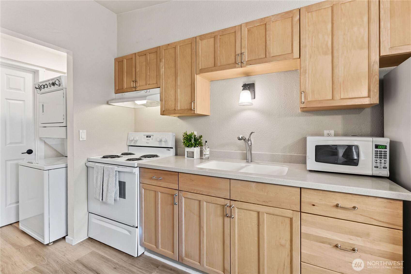8414 John Dower Road Southwest, Unit 3 Lakewood, WA 98499 - Photo 8 of 18 Gallery Image 8