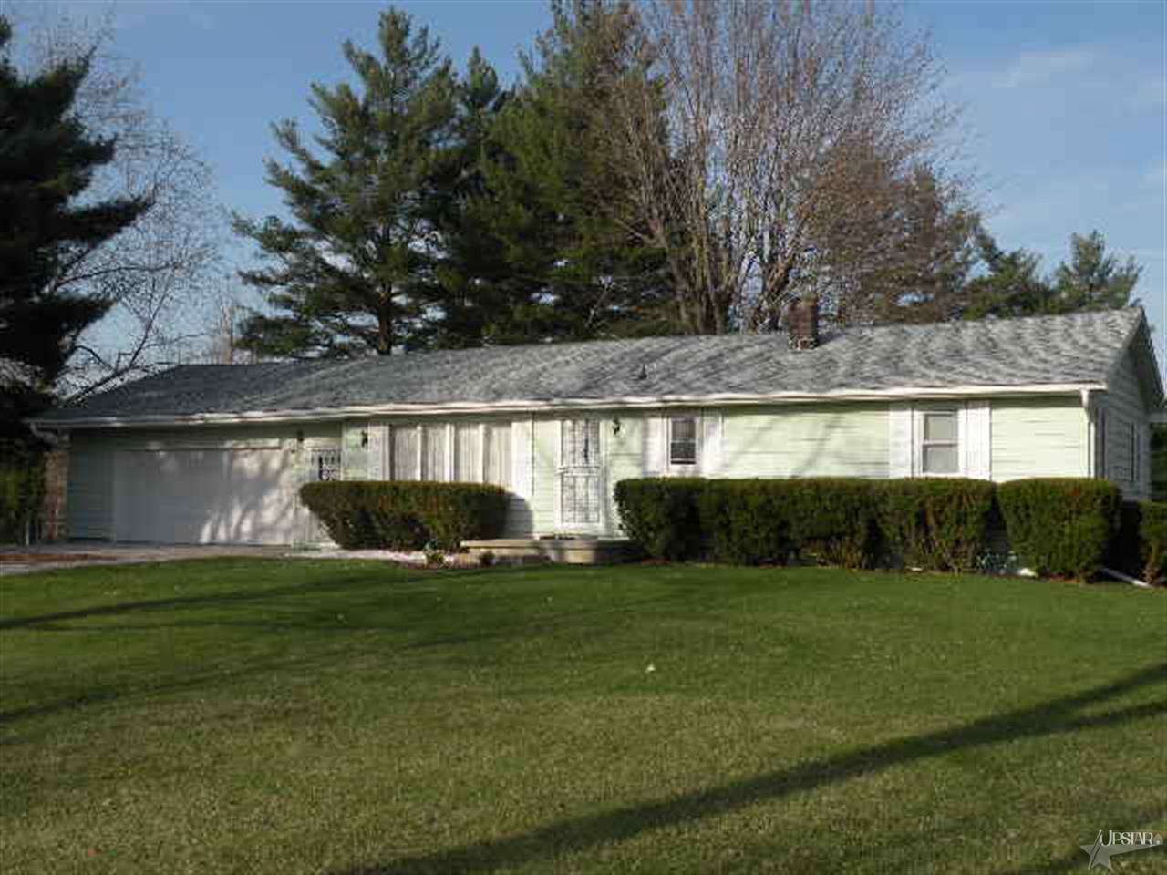 9105 Winchester Road Fort Wayne, IN 46819 - Photo 1 of 29