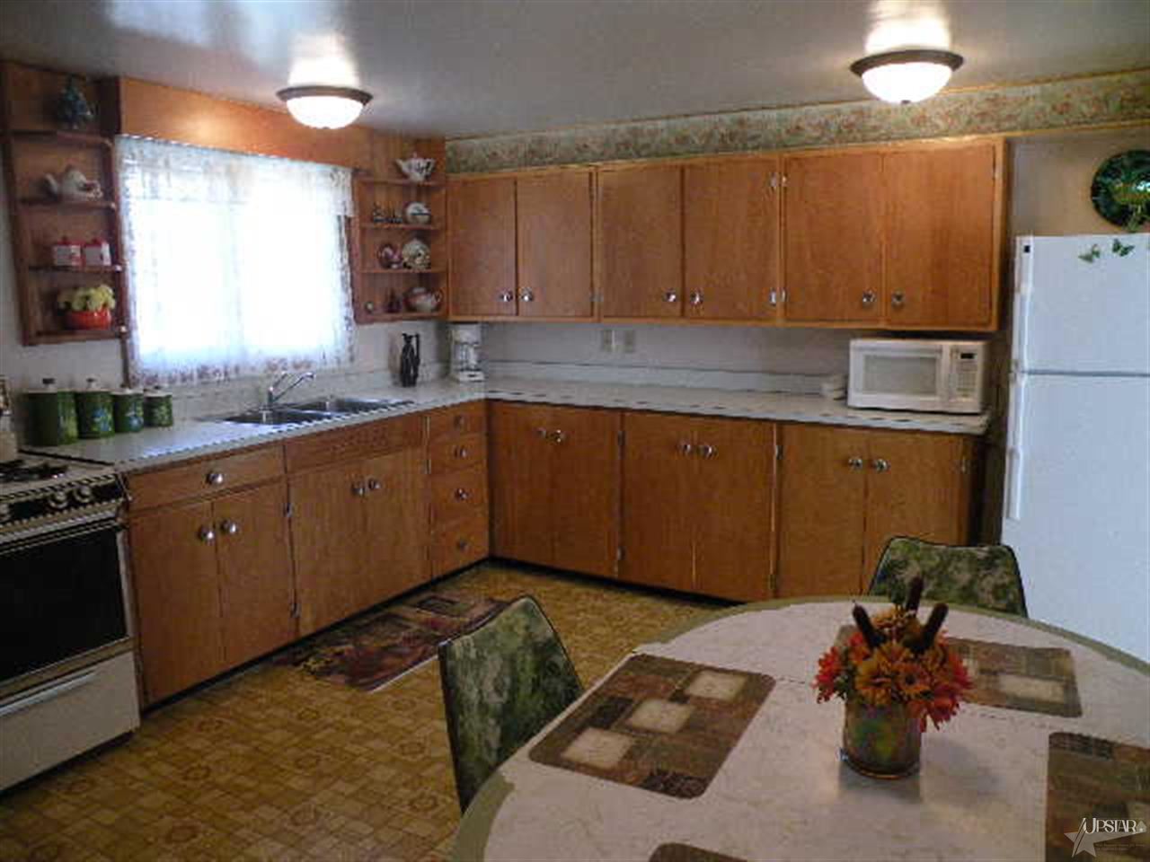 9105 Winchester Road Fort Wayne, IN 46819 - Photo 6 of 29
